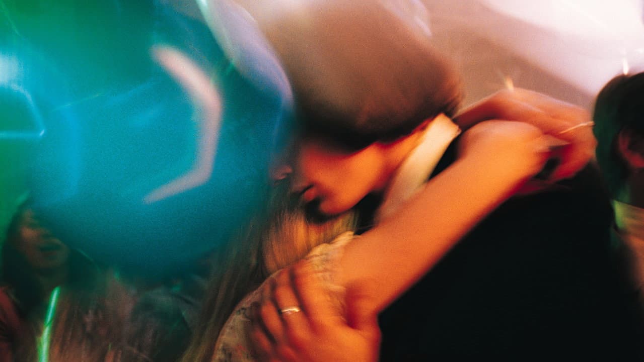 The Virgin Suicides — backdrops 4