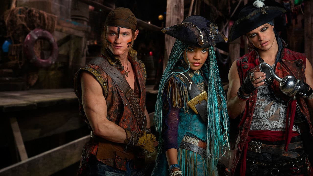 Descendants 2 — backdrops 5