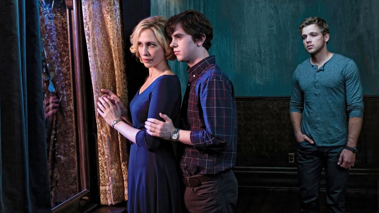 Bates Motel — backdrops 8