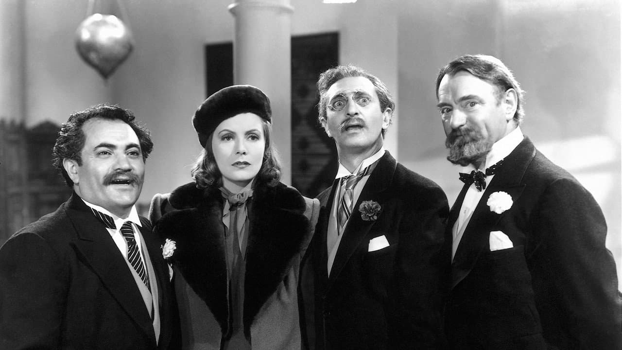 Ninotchka — backdrops 4