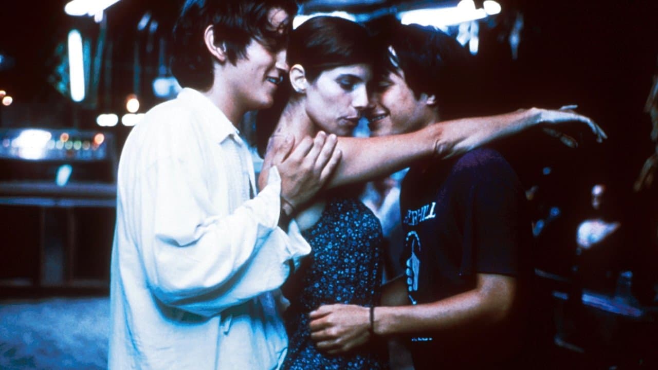 Y Tu Mamá También — backdrops 1