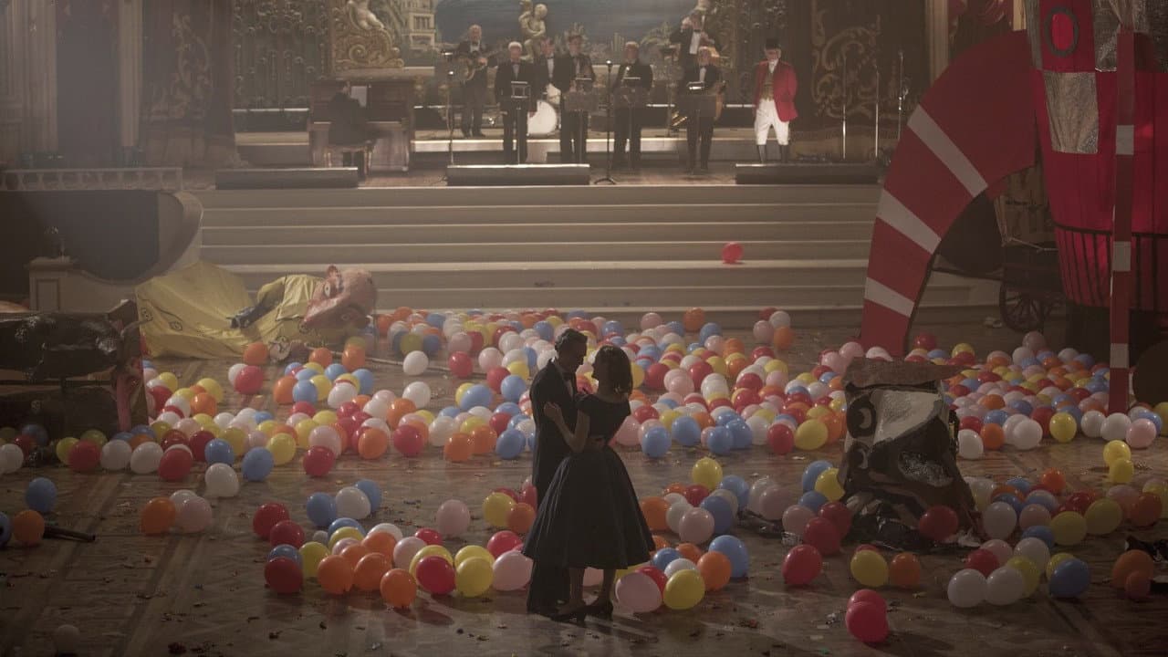 Phantom Thread — backdrops 5