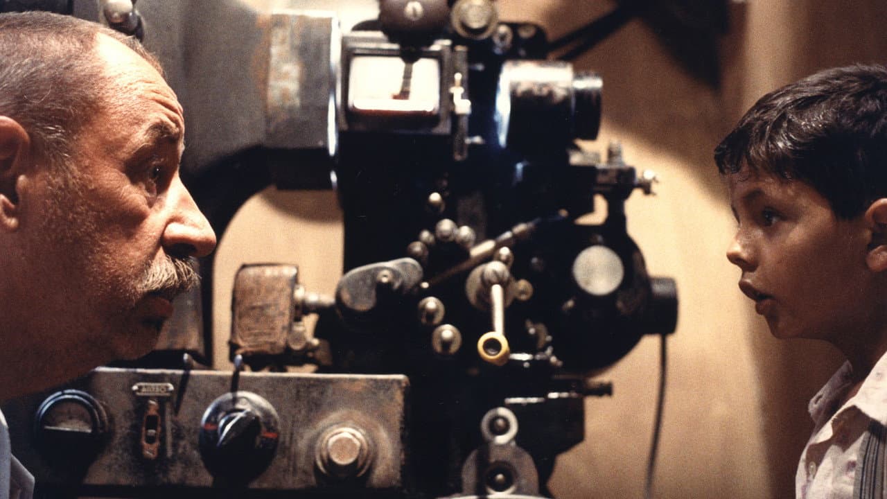Cinema Paradiso — backdrops 2