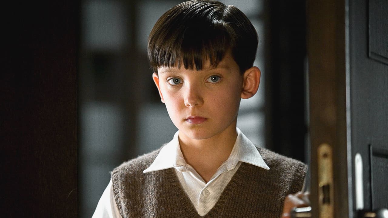 The Boy in the Striped Pyjamas — backdrops 4