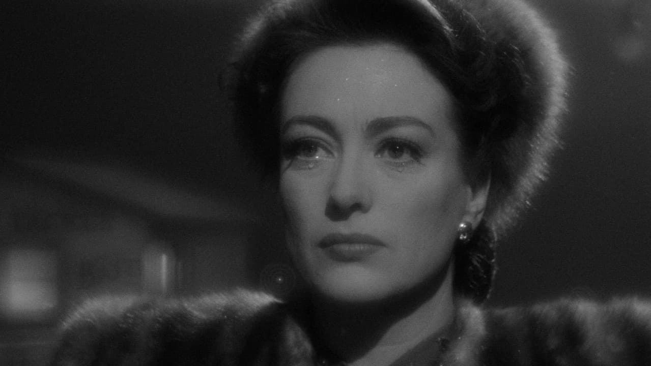 Mildred Pierce — backdrops 6