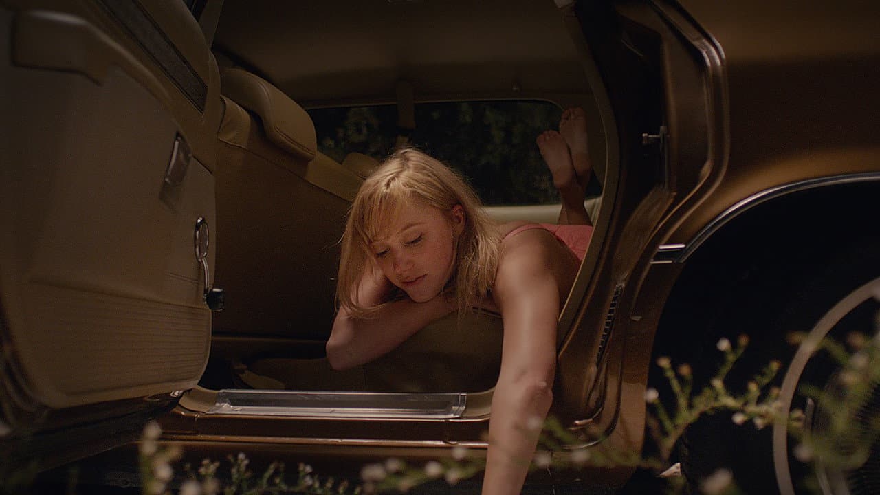 It Follows — backdrops 7