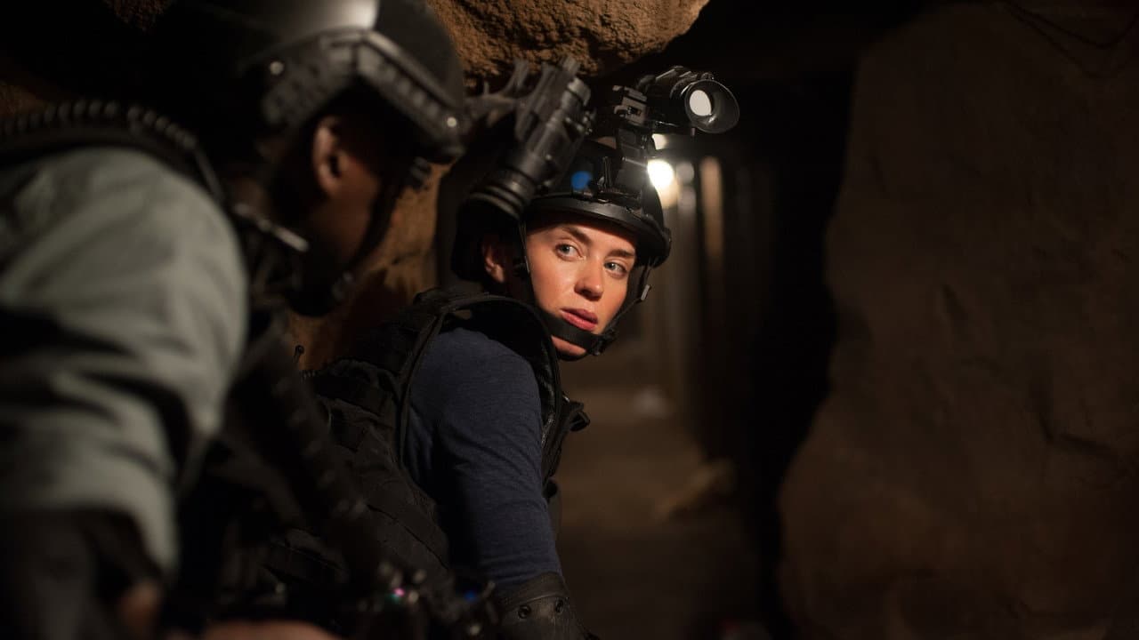Sicario — backdrops 8
