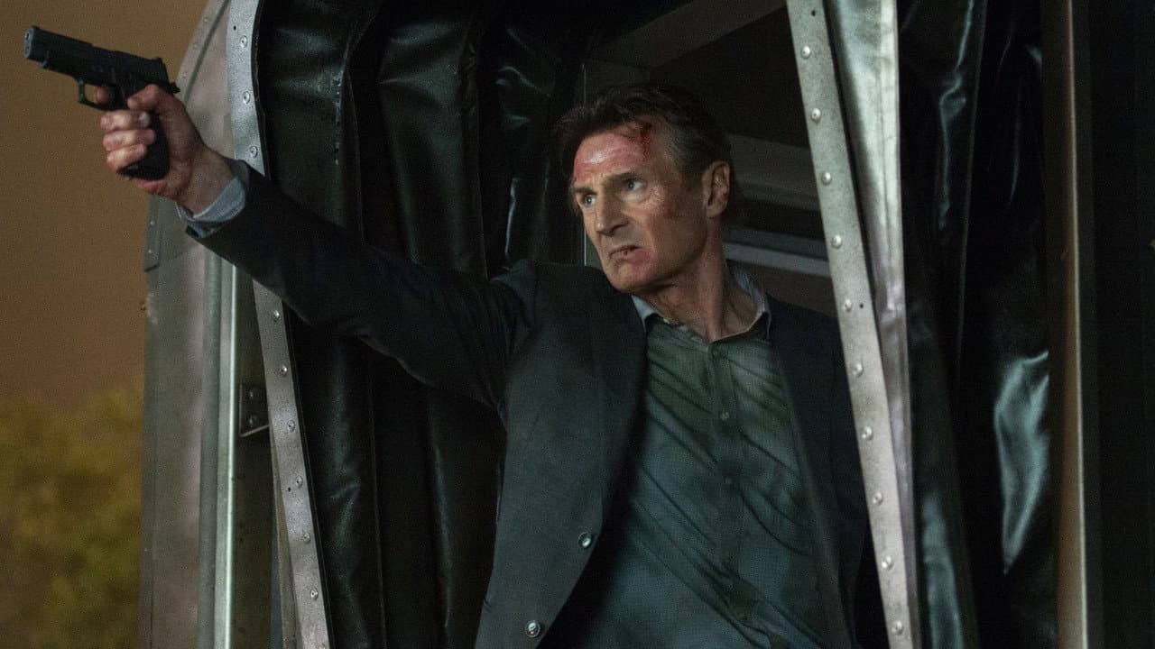 The Commuter — backdrops 6