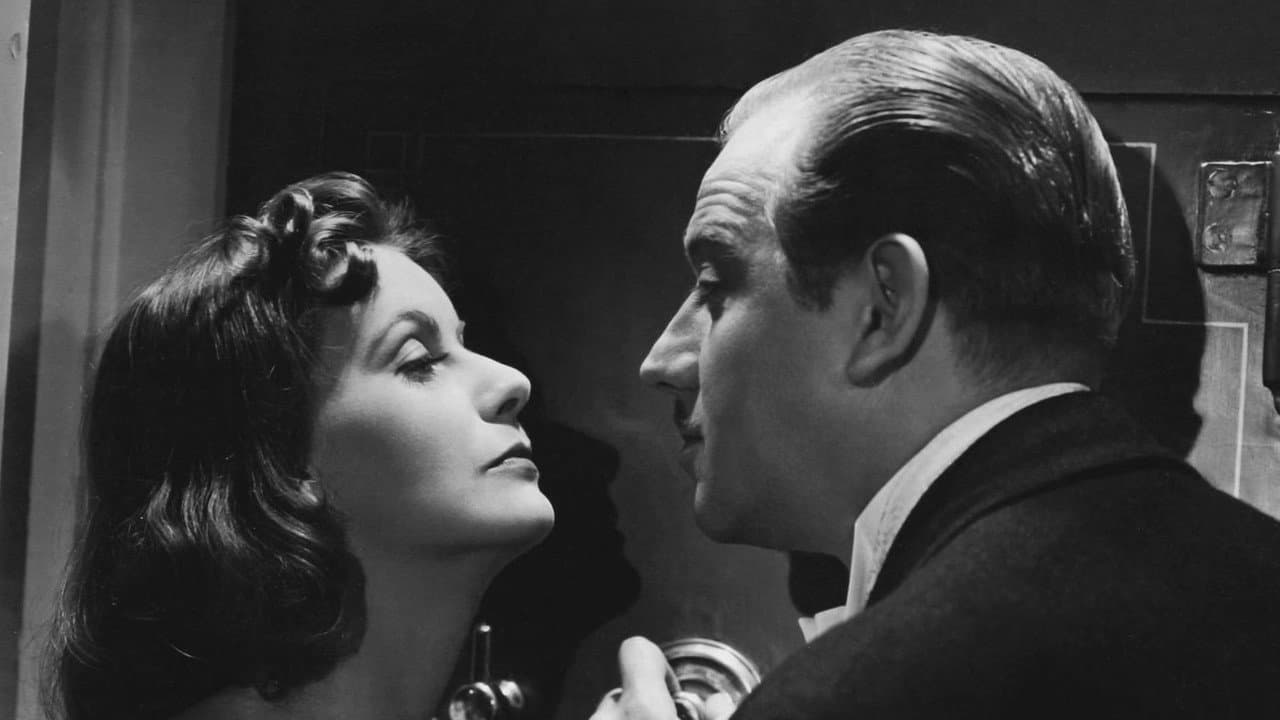 Ninotchka — backdrops 5