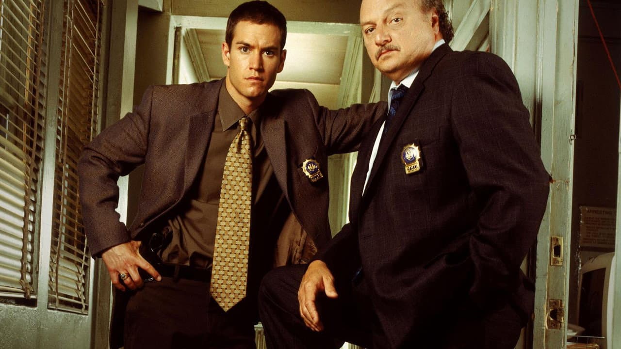 NYPD Blue — backdrops 6