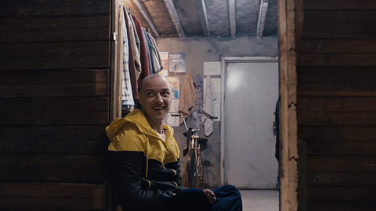 Split — backdrops 5
