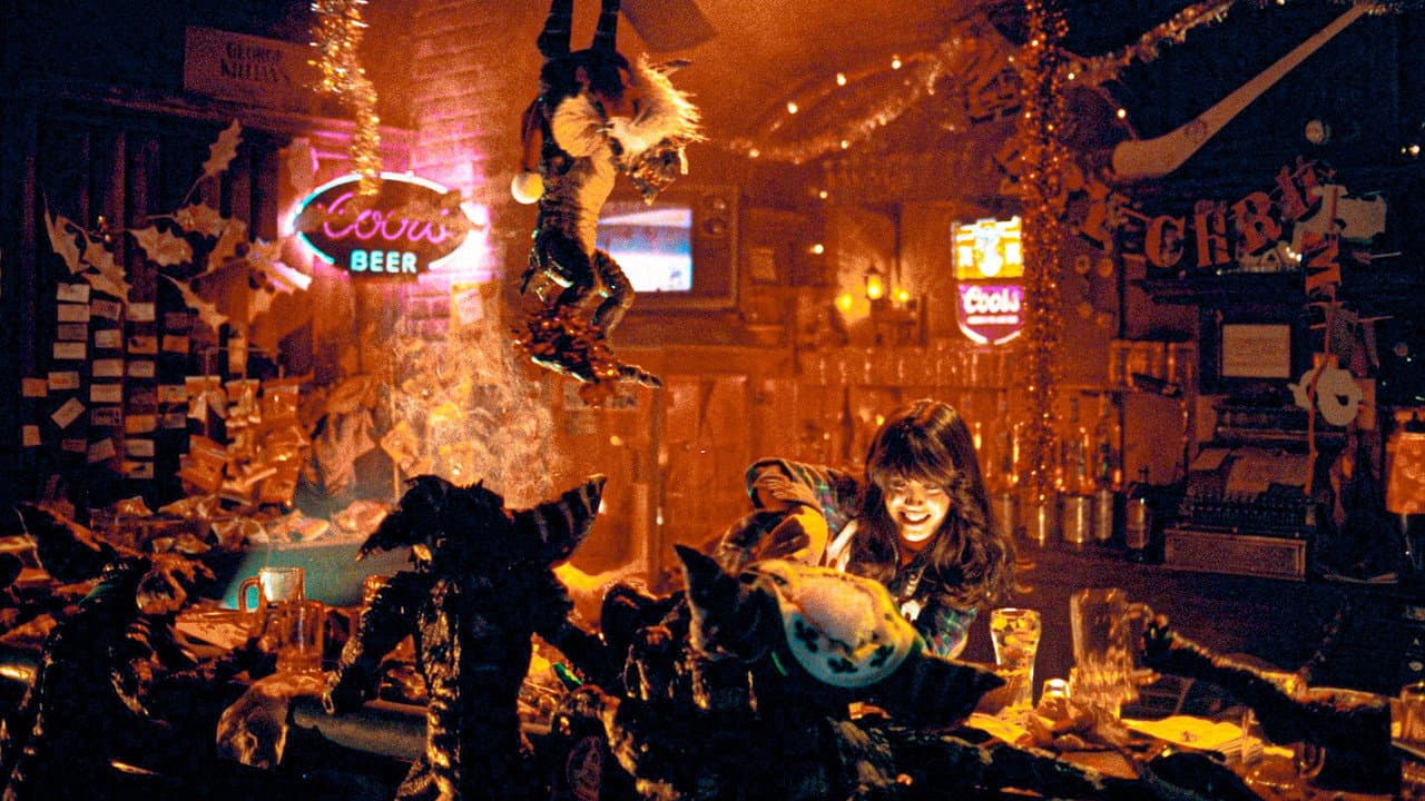 Gremlins — backdrops 7