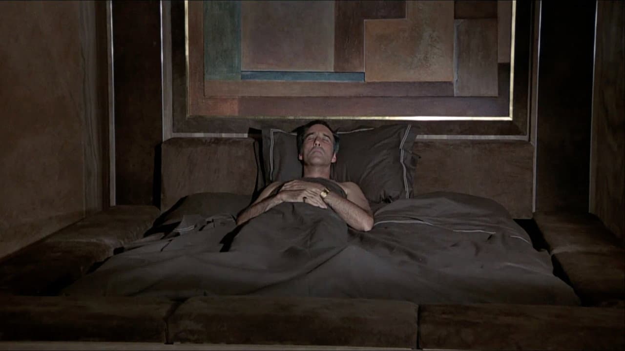 The Man with the Golden Gun — backdrops 3