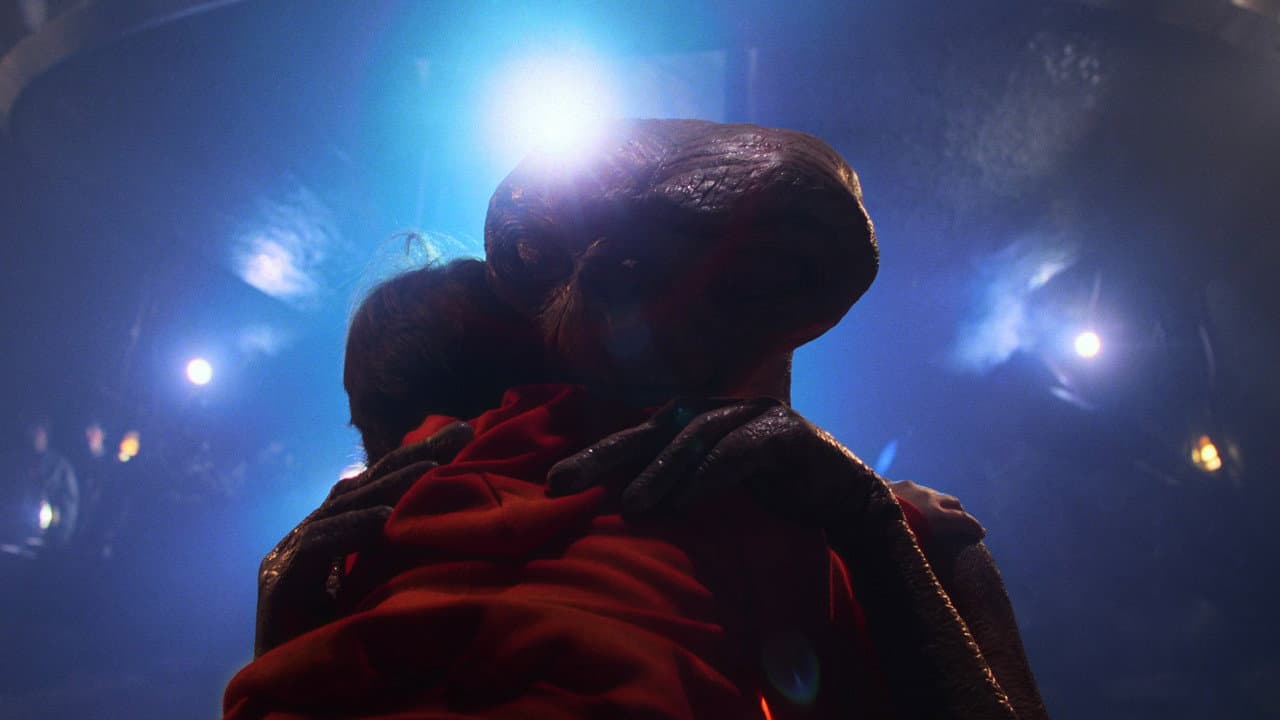 E.T. the Extra-Terrestrial — backdrops 4