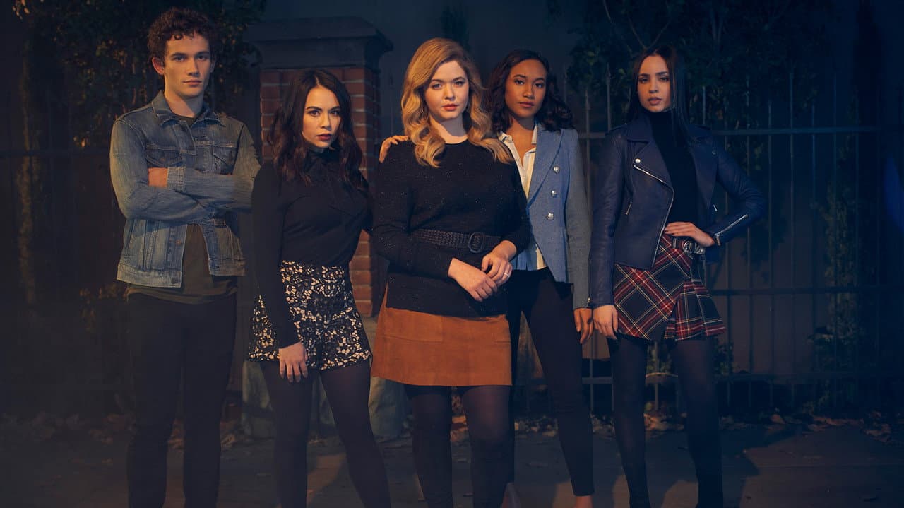 Pretty Little Liars: The Perfectionists — backdrops 3