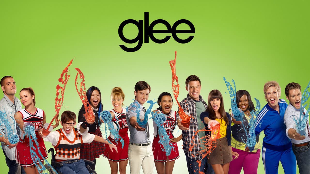 Glee — backdrops with title 2