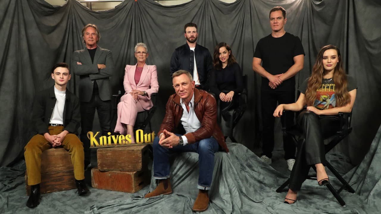 Knives Out — backdrops with title 3