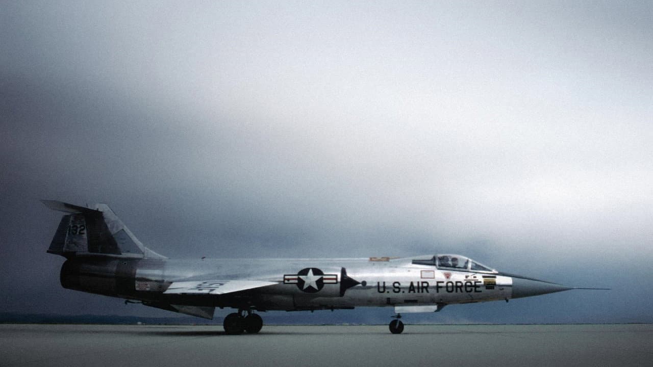 The Right Stuff — backdrops 4