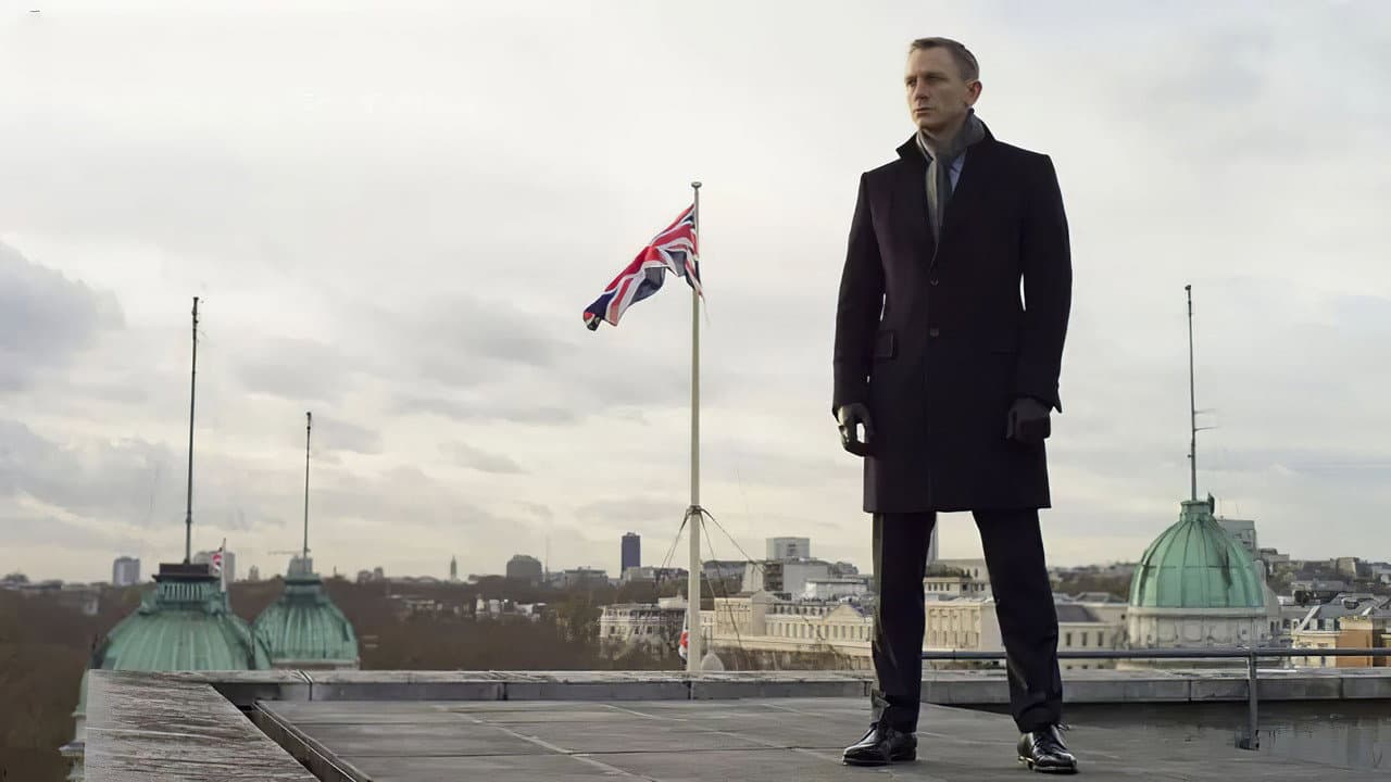 Skyfall — backdrops 5
