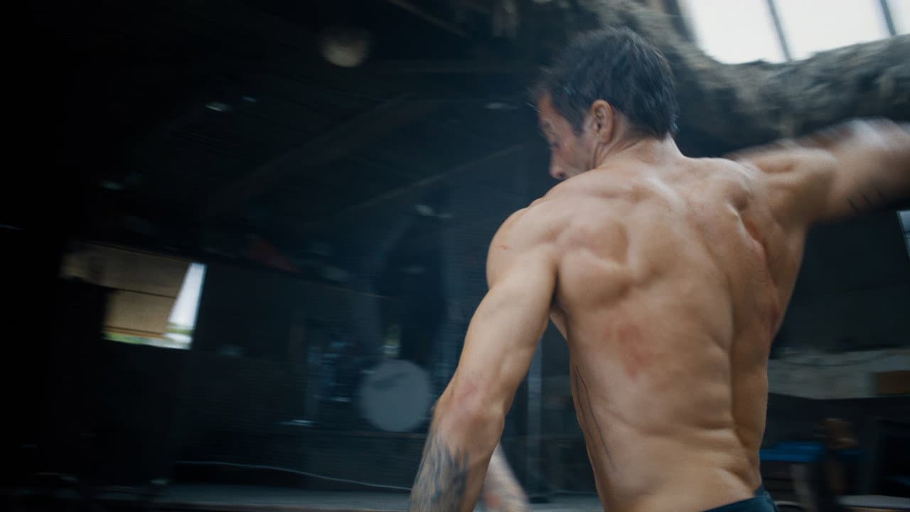Road House — backdrops with title 4