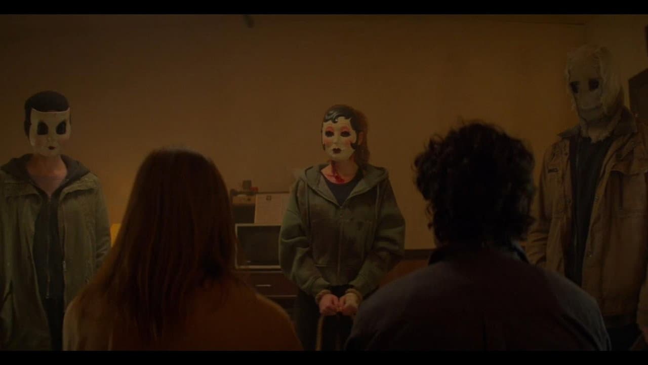 The Strangers: Chapter 3 — backdrops 6