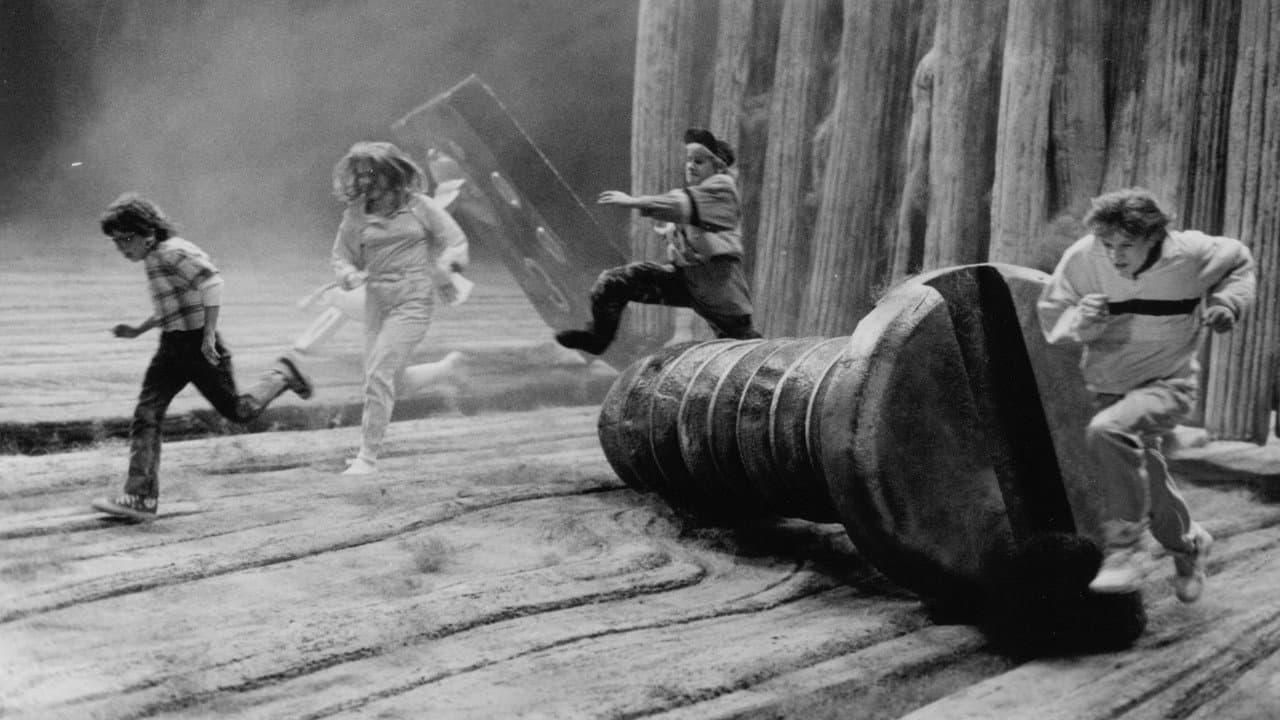 Honey, I Shrunk the Kids — backdrops 7