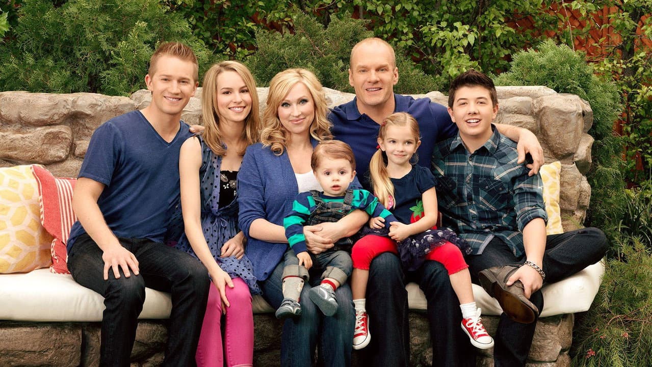 Good Luck Charlie — backdrops 5