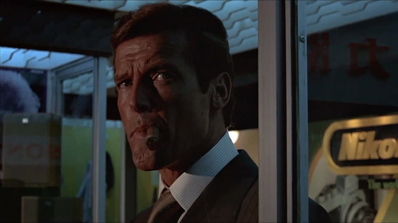 The Man with the Golden Gun — backdrops 8