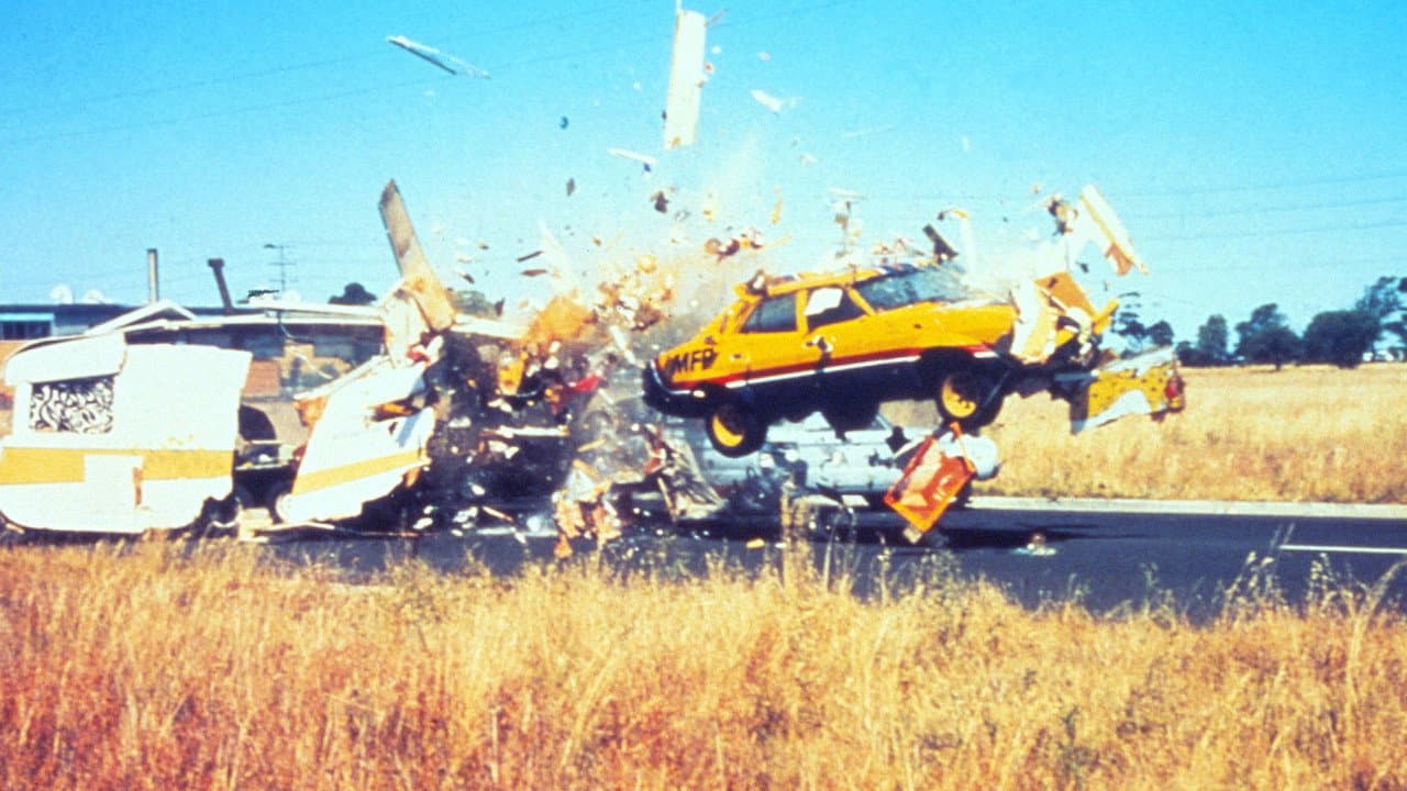 Mad Max — backdrops 4