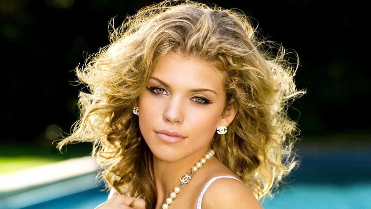 90210 — backdrops 7