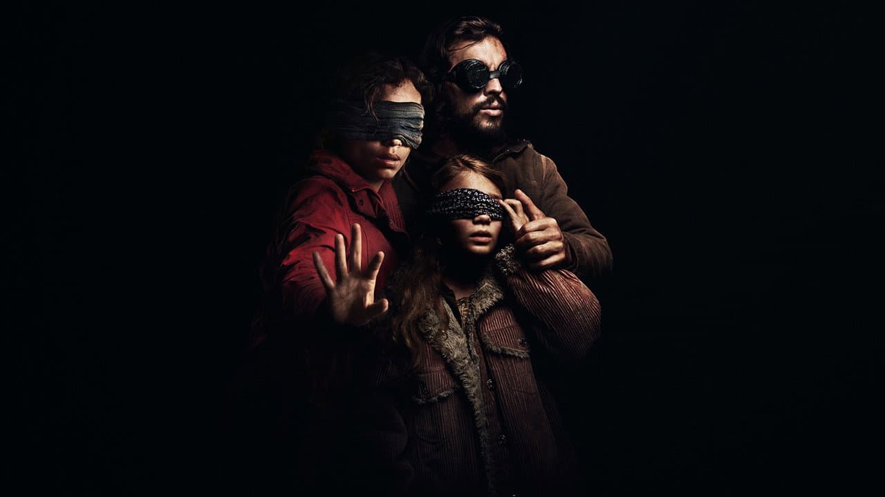 Bird Box Barcelona — backdrops 6