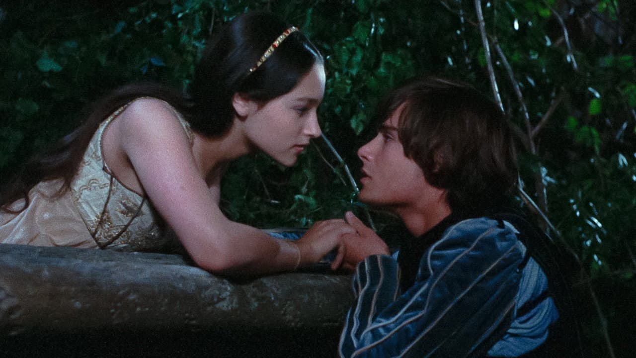 Romeo and Juliet — backdrops 6