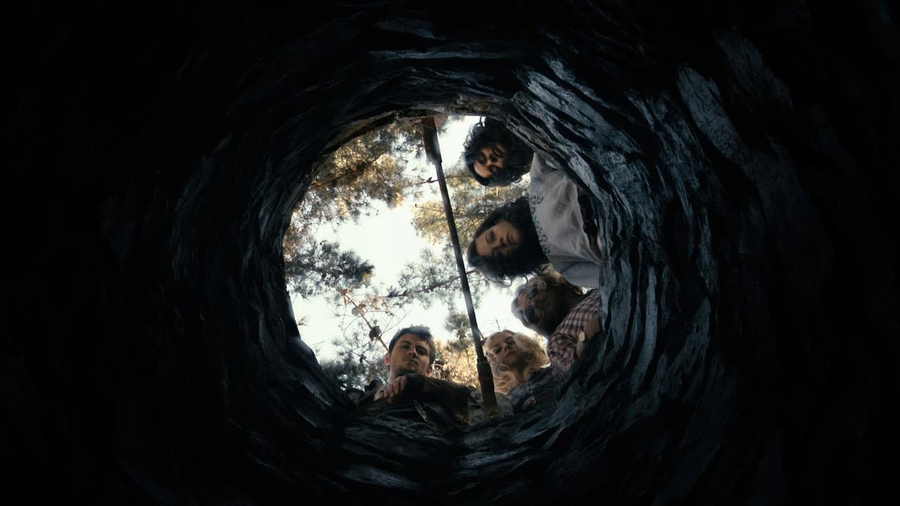 Evil Dead — backdrops 6