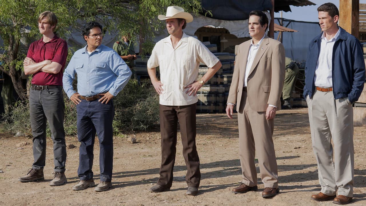Narcos: Mexico — backdrops 4
