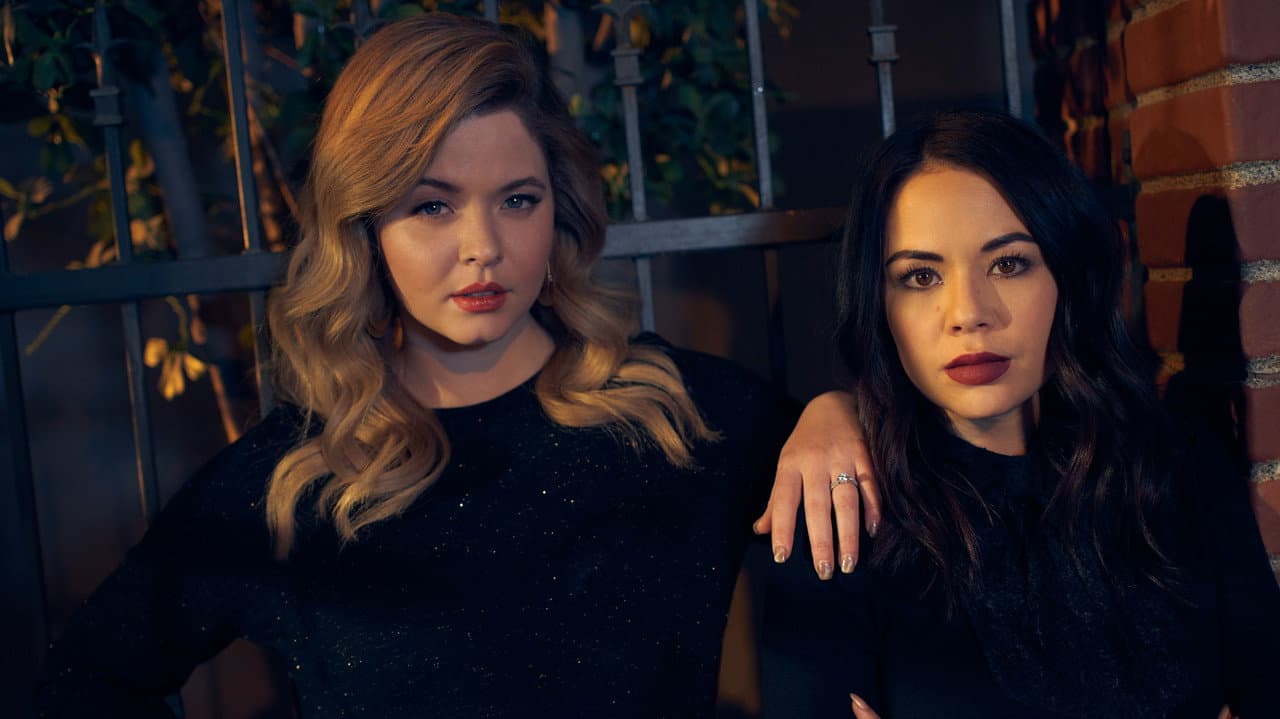 Pretty Little Liars: The Perfectionists — backdrops 8
