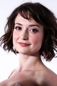 Photo of Milana Vayntrub