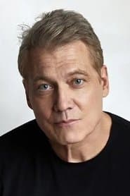 Photo of Holt McCallany