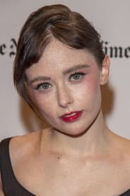 Photo of Suzanna Son